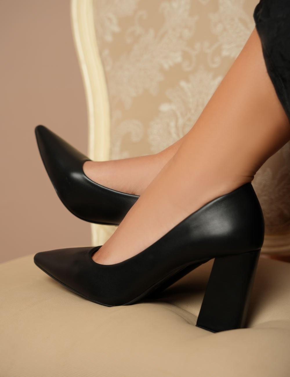 Escarpins à talons carrés Joliesse Tunisie Escarpins à talons carrés Joliesse Tunisie