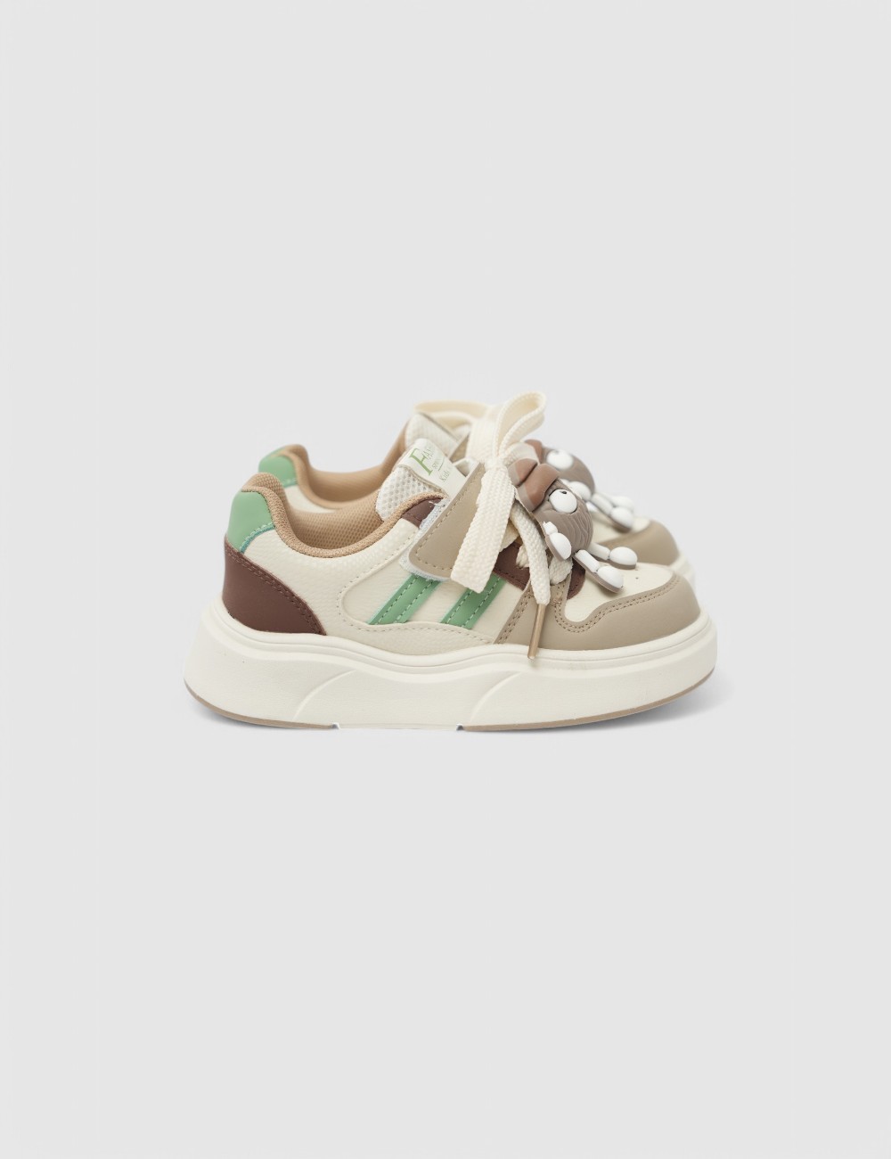 Cette image contient Sneakers Multi Couleurs chez Joliesse. à 0,00 TND en Tunisie. L'hexa de l'arrière plan est #E7E7E7 Cette image contient Sneakers Multi Couleurs chez Joliesse. à 0,00 TND en Tunisie. L'hexa de l'arrière plan est #E7E7E7