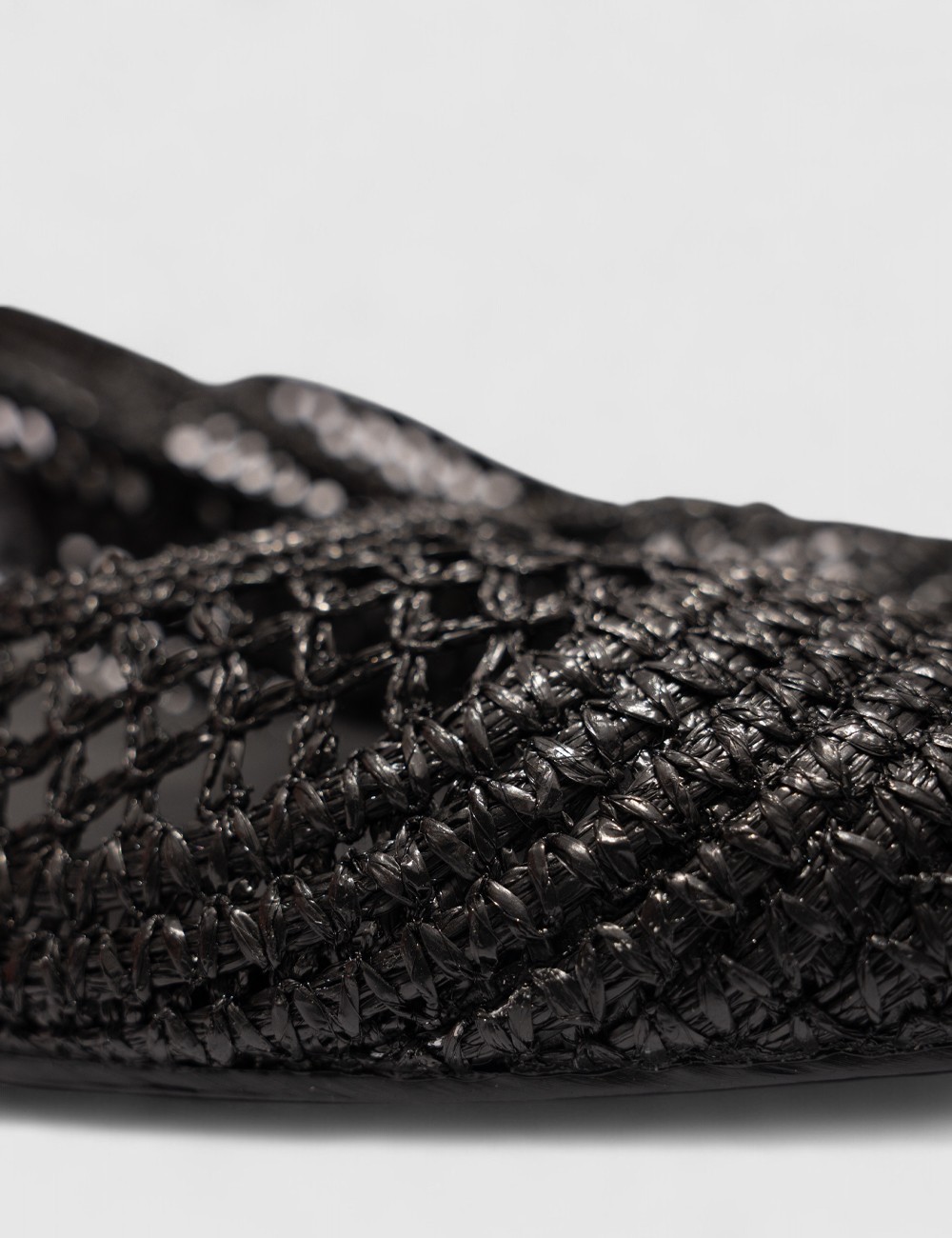 Cette image contient Escarpins tressés chez Joliesse. à 109,99 TND en Tunisie. L'hexa de l'arrière plan est #E7E7E7