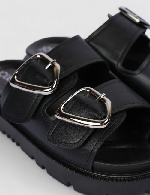 Mules plateforme noires...