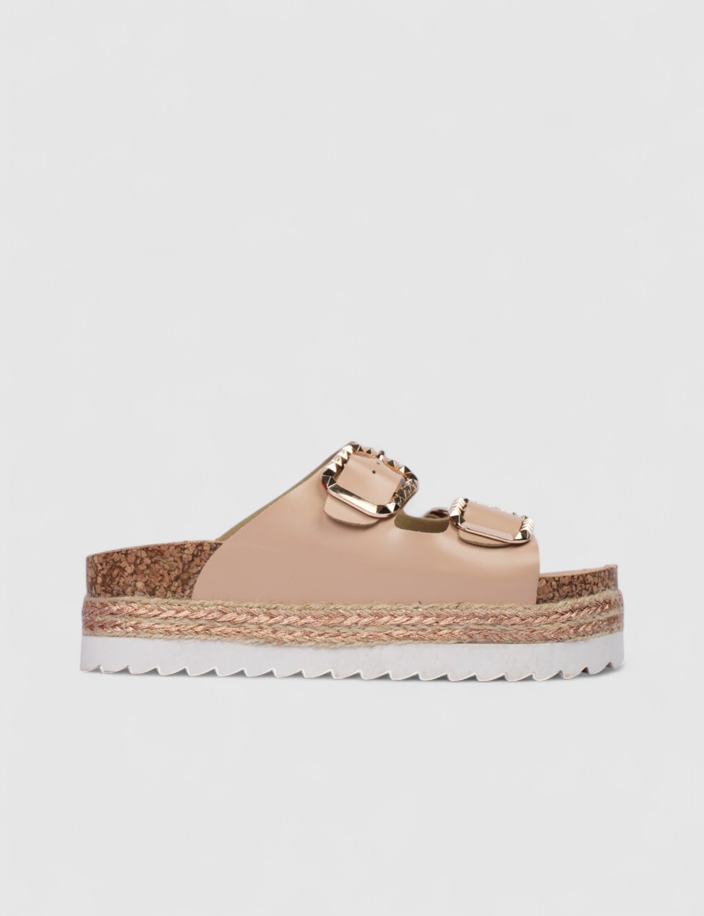 Cette image contient Mules à boucles dorées avec semelle plateforme chez Joliesse. à 84,99 TND en Tunisie. L'hexa de l'arrière p Cette image contient Mules à boucles dorées avec semelle plateforme chez Joliesse. à 84,99 TND en Tunisie. L'hexa de l'arrière p