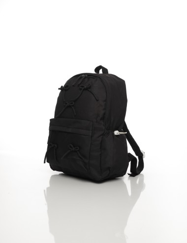 Cette image contient Sac à Dos Scolaire Design Cordons chez Joliesse. à 74,99 TND en Tunisie. L'hexa de l'arrière plan est #E7E7
