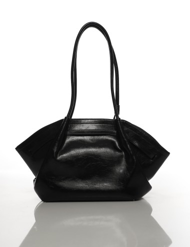 Cette image contient Sac à Main Noir Grand Format chez Joliesse. à 129,99 TND en Tunisie. L'hexa de l'arrière plan est #E7E7E7