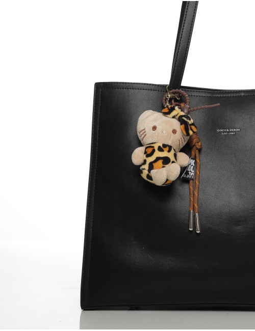 Cette image contient Grand Sac Cabas avec Porte-Clés Peluche Joliesse chez Joliesse. à 149,99 TND en Tunisie. L'hexa de l'arrièr