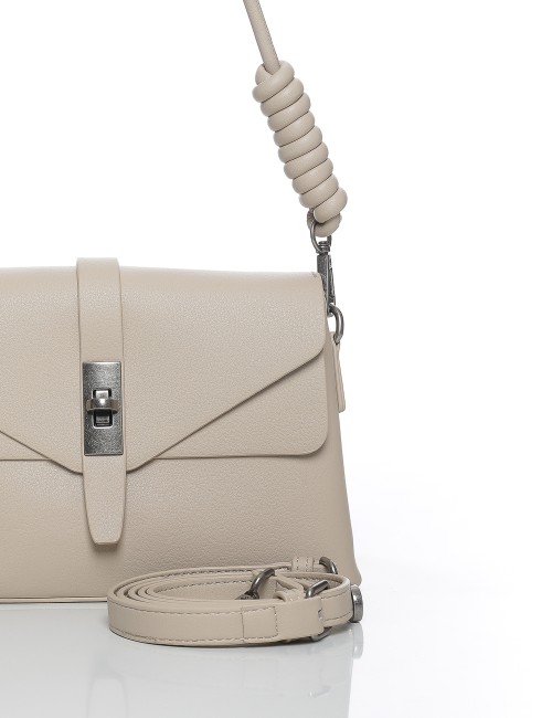 Cette image contient Sac à Main Rectangulaire avec Bandoulière Design chez Joliesse. à 109,99 TND en Tunisie. L'hexa de l'arrièr