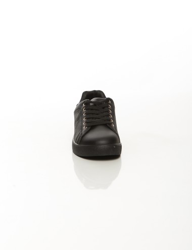 Cette image contient Baskets basses classiques, Noir et Blanc chez Joliesse. à 79,99 TND en Tunisie. L'hexa de l'arrière plan es