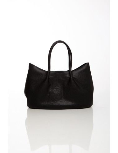 Cette image contient Sac à main noir en simili cuir avec breloques décoratives chez Joliesse. à 129,99 TND en Tunisie. L'hexa de
