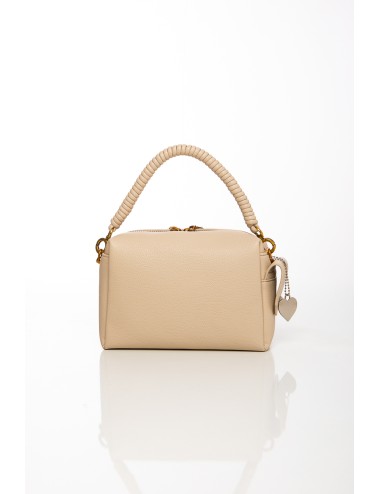 Cette image contient Sac beige à poignée tressée et bandoulière amovible chez Joliesse. à 109,99 TND en Tunisie. L'hexa de l'arr