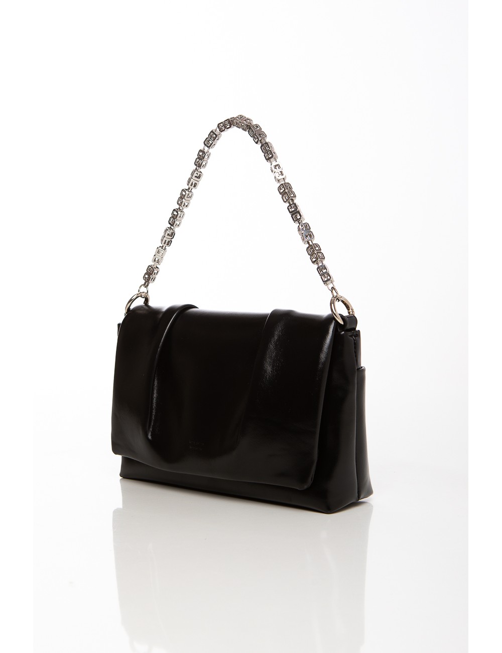 Cette image contient Sac à main noir en simili cuir avec anse décorée argentée chez Joliesse. à 119,99 TND en Tunisie. L'hexa de