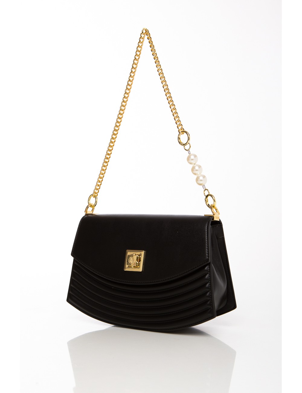 Cette image contient Sac noir chic à chaîne dorée et détails perles chez Joliesse. à 129,99 TND en Tunisie. L'hexa de l'arrière 