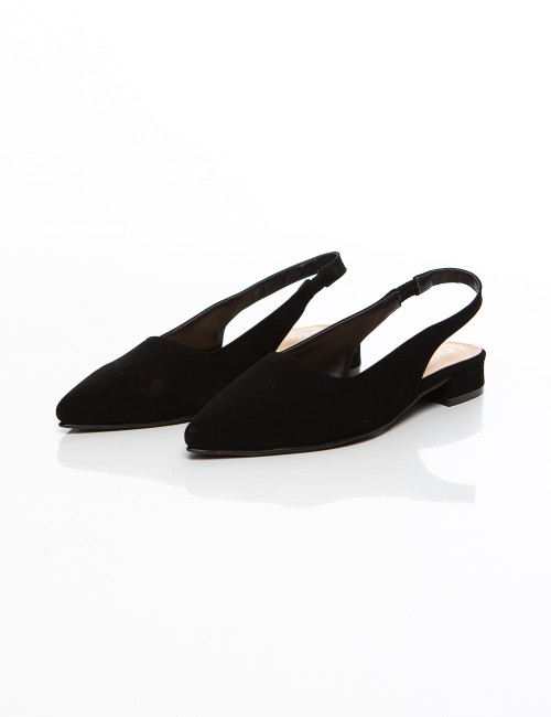 Cette image contient Ballerines slingback noires élégantes femme confort et style chez Joliesse. à 79,99 TND en Tunisie. L'hexa
