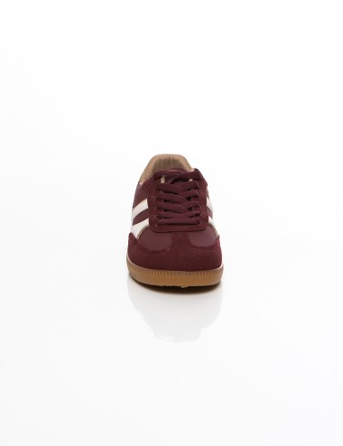 Cette image contient Baskets femme multicolores style rétro semelle gomme chez Joliesse. à 89,99 TND en Tunisie. L'hexa de l'arr