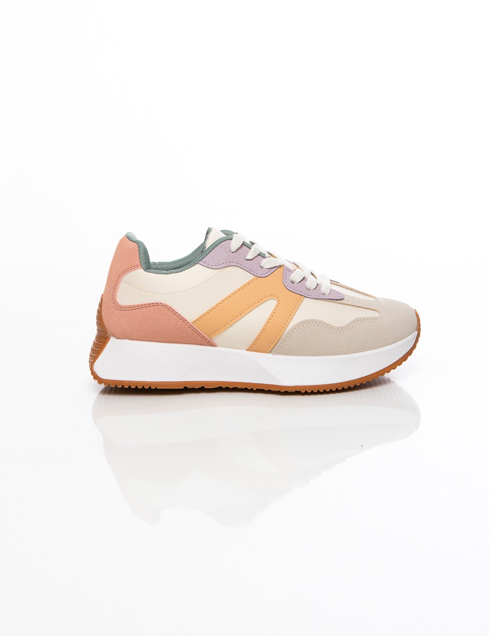 Cette image contient Baskets légères multicolores Confort et style sportif chez Joliesse. à 89,99 TND en Tunisie. L'hexa de l'a Cette image contient Baskets légères multicolores Confort et style sportif chez Joliesse. à 89,99 TND en Tunisie. L'hexa de l'a