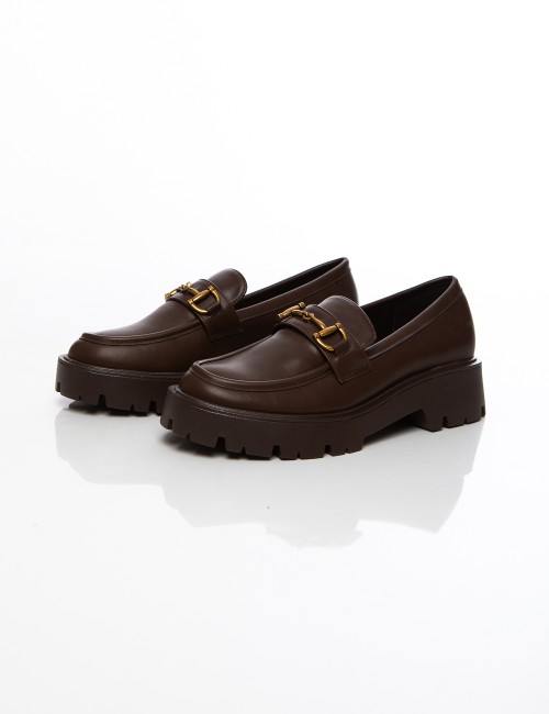 Cette image contient Mocassins femme semelle épaisse Élégance et confort chez Joliesse. à 109,99 TND en Tunisie. L'hexa de l'arr