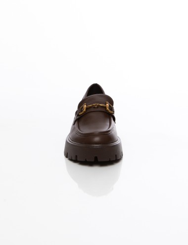 Cette image contient Mocassins femme semelle épaisse Élégance et confort chez Joliesse. à 109,99 TND en Tunisie. L'hexa de l'arr