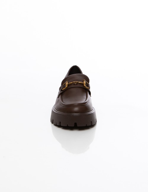 Cette image contient Mocassins femme semelle épaisse Élégance et confort chez Joliesse. à 109,99 TND en Tunisie. L'hexa de l'arr