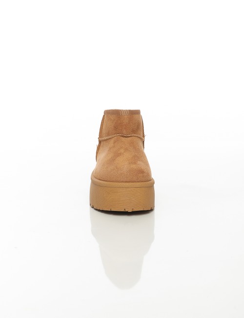 Cette image contient Bottines fourrées femme à semelle épaisse chez Joliesse. à 79,99 TND en Tunisie. L'hexa de l'arrière plan e