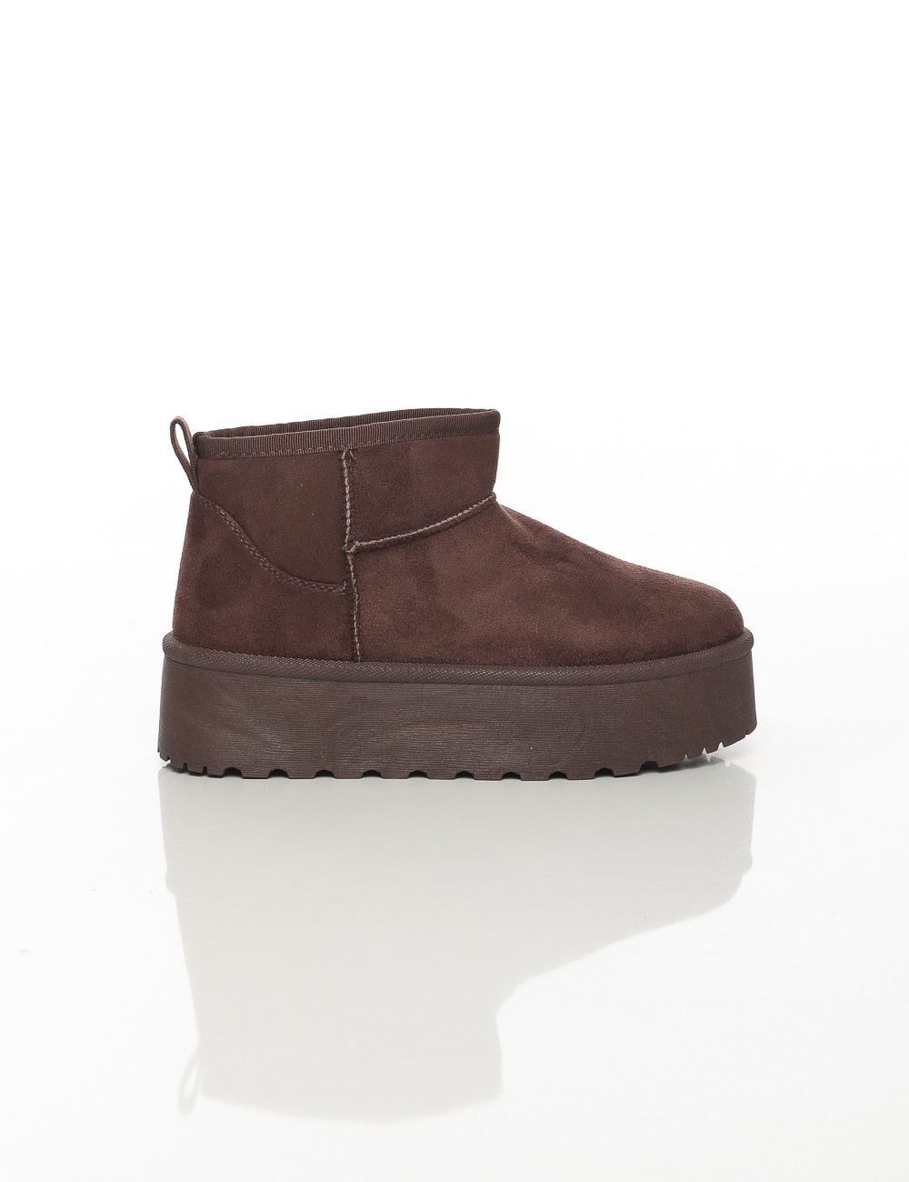 Cette image contient Bottines fourrées femme à semelle épaisse chez Joliesse. à 79,99 TND en Tunisie. L'hexa de l'arrière plan e Cette image contient Bottines fourrées femme à semelle épaisse chez Joliesse. à 79,99 TND en Tunisie. L'hexa de l'arrière plan e
