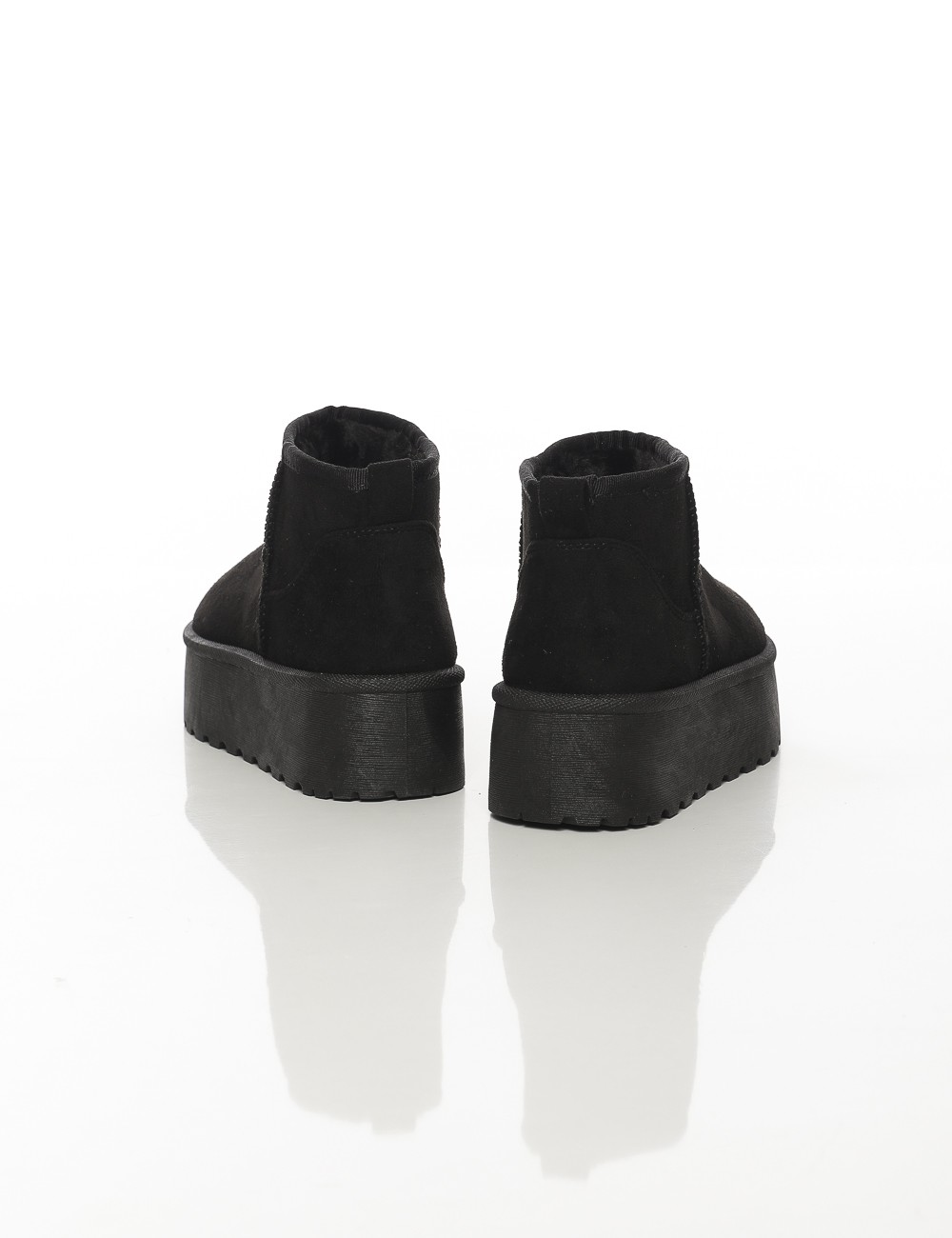 Cette image contient Bottines fourrées femme à semelle épaisse chez Joliesse. à 79,99 TND en Tunisie. L'hexa de l'arrière plan e Cette image contient Bottines fourrées femme à semelle épaisse chez Joliesse. à 79,99 TND en Tunisie. L'hexa de l'arrière plan e