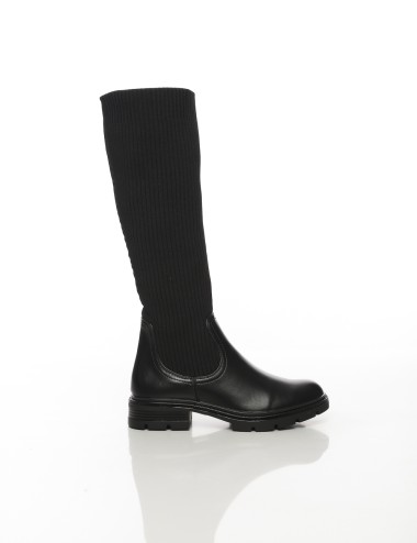 Cette image contient Bottes hautes noires avec tige en tissu côtelé chez Joliesse. à 169,99 TND en Tunisie. L'hexa de l'arrière 
