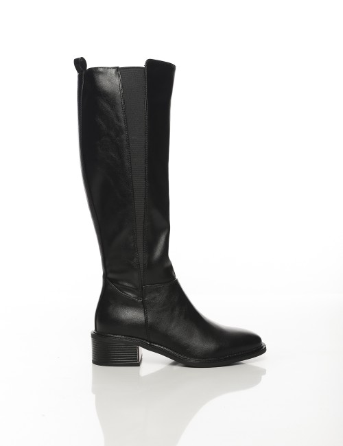 Cette image contient Bottes hautes noires à talon bas carré chez Joliesse. à 189,99 TND en Tunisie. L'hexa de l'arrière plan est