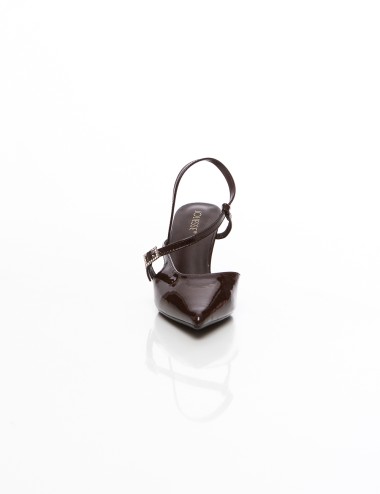 Cette image contient Escarpins à brides croisées et boucle strass chez Joliesse. à 119,99 TND en Tunisie. L'hexa de l'arrière pl