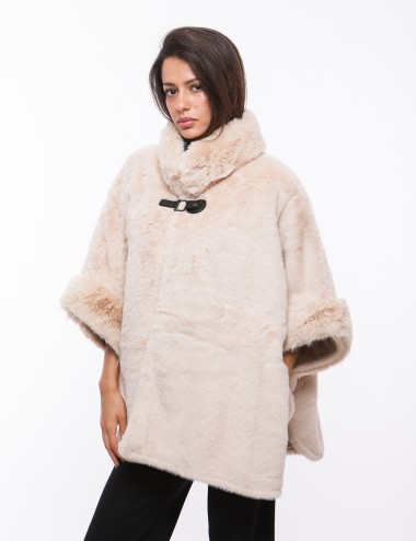 Cette image contient cape chez Joliesse. à 279,99 TND en Tunisie. L'hexa de l'arrière plan est #E7E7E7