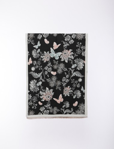 Cette image contient ECHARPE Noir imprimée chez Joliesse. à 69,99 TND en Tunisie. L'hexa de l'arrière plan est #E7E7E7