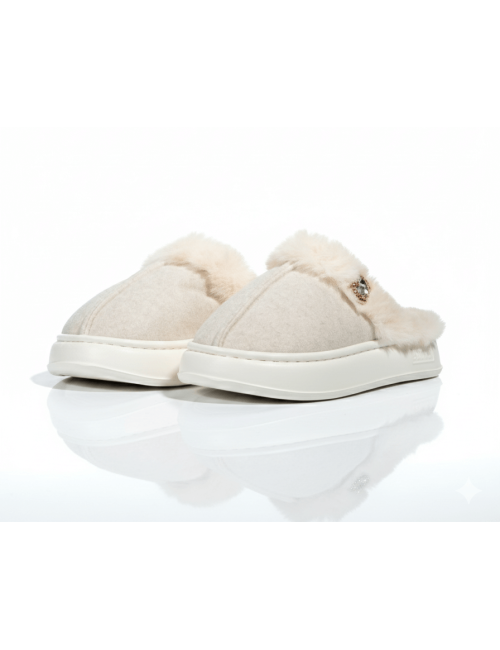 Pantoufles avec Broche Ours et Col Fourrure Joliesse