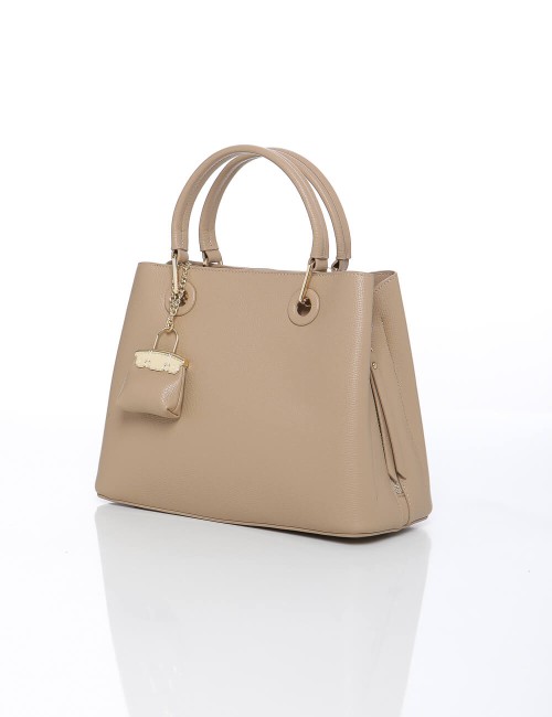 Sac à Main Beige Sable Grainé avec Mini-Charm Assorti