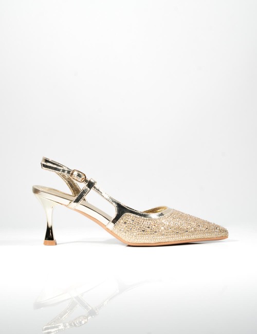 Cette image contient Escarpins Slingback à Cristaux chez Joliesse. à 139,99 TND en Tunisie. L'hexa de l'arrière plan est #E7E7E7