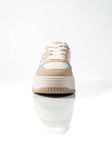 Cette image contient Baskets Plateforme Pastel Mix chez Joliesse. à 89,99 TND en Tunisie. L'hexa de l'arrière plan est #E7E7E7