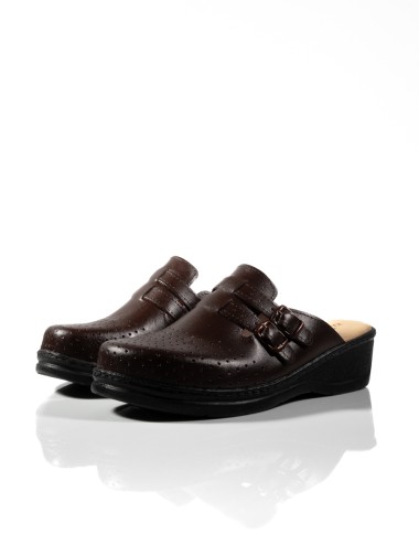 Cette image contient Sabot Confort à Doubles Boucles chez Joliesse. à 49,99 TND en Tunisie. L'hexa de l'arrière plan est #E7E7E7