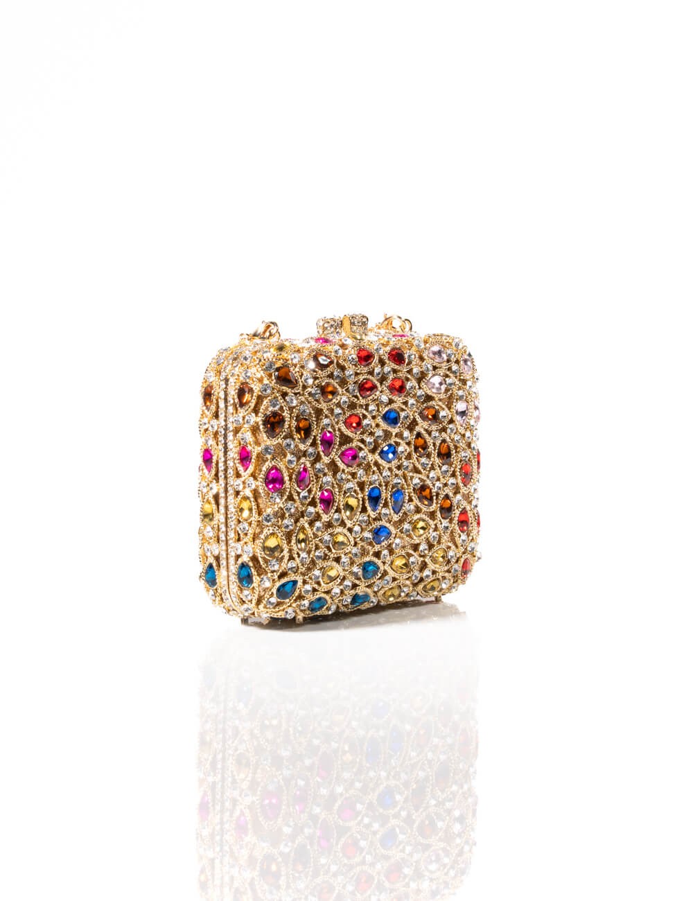 Cette image contient Sac de Soirée Arc-en-Ciel Précieuse chez Joliesse. à 239,99 TND en Tunisie. L'hexa de l'arrière plan est #E