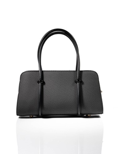 Cette image contient Sac à Main avec Détails Dorés chez Joliesse. à 139,99 TND en Tunisie. L'hexa de l'arrière plan est #E7E7E7